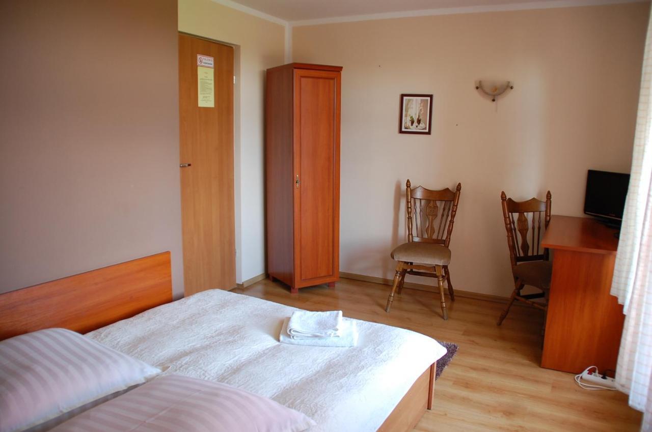 Koral Bed & Breakfast Koszalin Ngoại thất bức ảnh